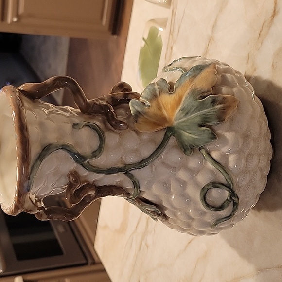 Vase - Picture 3 of 3